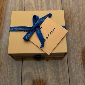 LV small gift box